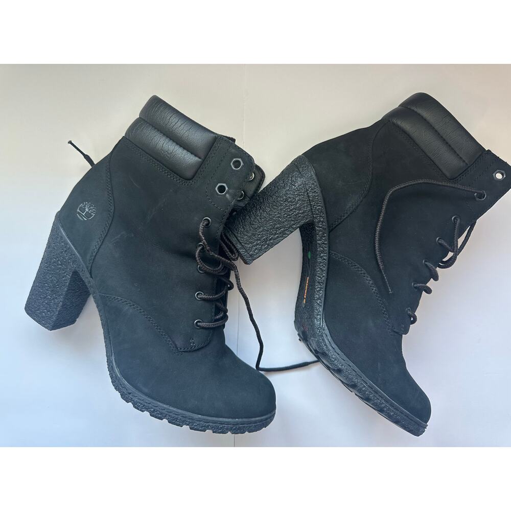 Timberland Black Suede Lace-Up Ankle Boots with Block Heel
